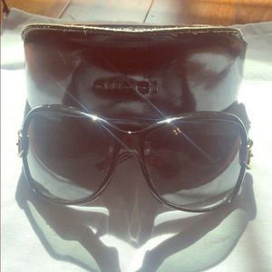 Gucci horsebit sunglasses